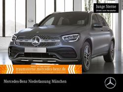 Grau Gebraucht 2021 Mercedes GLC300e AMG SUV | 39.890 € (Etwas zu teuer)