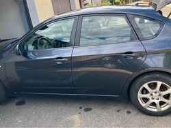 Grau Gebraucht 2007 Subaru Impreza Limousine | 3.300 €