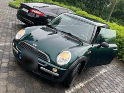 Grün Gebraucht 2002 Mini Cooper Coupé Coupé | 1.300 € (Fairer Preis)