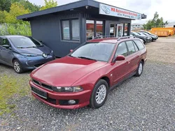 Rot Gebraucht 2000 Mitsubishi Galant Kombi | 2.999 € (Etwas zu teuer)
