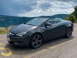 Grau Gebraucht 2013 Opel Cascada Cabrio | 6.500 €