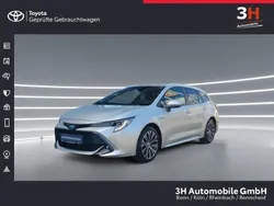 Silber Gebraucht 2021 Toyota Corolla Team Kombi | 21.990 € (Fairer Preis)
