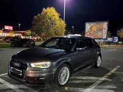 Grau Gebraucht 2013 Audi A3 S-Line Limousine | 9.999 €