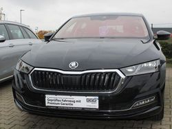 Schwarz Gebraucht 2022 Skoda Octavia Style Limousine | 23.950 € (Fairer Preis)