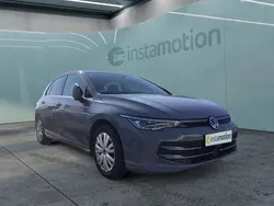 Grau Gebraucht 2024 VW Golf VIII Style Limousine | 27.390 € (Fairer Preis)