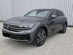 Grau Gebraucht 2024 VW Touareg Elegance SUV | 64.900 € (Superpreis)