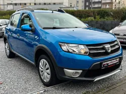Blau sky Gebraucht 2015 Dacia Sandero Stepway Kleinwagen | 7.290 € (Fairer Preis)