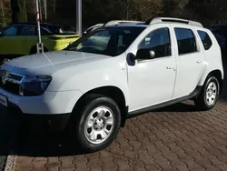 Weiß Gebraucht 2011 Dacia Duster SUV | 9.990 € (Teuer)