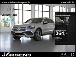 Hightech silver metallic Gebraucht 2022 Mercedes GLC300e AMG SUV | 36.490 € (Guter Preis)