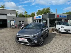 Grau Gebraucht 2019 Hyundai i20 Active Limousine | 13.498 € (Fairer Preis)