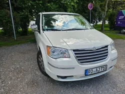 Weiß Gebraucht 2011 Chrysler Grand Voyager Van / Kleinbus | 8.900 € (Fairer Preis)