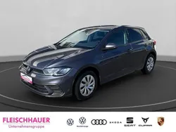 Grau Gebraucht 2023 VW Polo Life Kleinwagen | 19.890 € (Guter Preis)