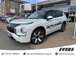 Weiß Gebraucht 2025 Mitsubishi Outlander P-HEV Top SUV | 52.450 €