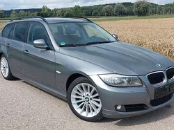Grau Gebraucht 2010 BMW 320 Kombi | 6.990 € (Fairer Preis)