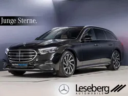 Obsidianschwarz Gebraucht 2023 Mercedes E300 Exclusive Kombi | 61.430 € (Teuer)