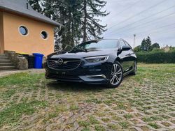 Blau Gebraucht 2017 Opel Insignia Innovation Kombi | 18.000 €