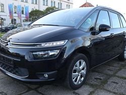 Schwarz Gebraucht 2015 Citroën Spacetourer SELECTION Van | 9.500 €