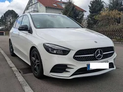 Weiß Gebraucht 2020 Mercedes B220 AMG line Van / Kleinbus | 29.900 € (Fairer Preis)
