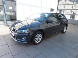 Grau Gebraucht 2018 VW Polo Limousine | 12.985 € (Guter Preis)
