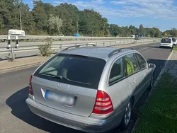 Silber Gebraucht 2002 Mercedes C220 Kombi | 2.500 €
