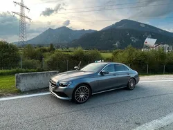 Grau Gebraucht 2020 Mercedes E200 Avantgarde Limousine | 34.900 €