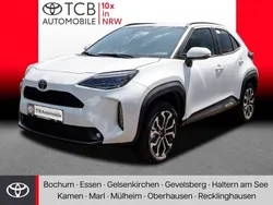 Weiß Neu 2025 Toyota Yaris Hybrid Limousine | 30.389 €