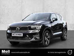 Onyx black Gebraucht 2022 Volvo XC40 Core SUV | 26.790 € (Guter Preis)