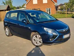 Blau Gebraucht 2011 Opel Zafira Tourer Van / Kleinbus | 5.000 € (Guter Preis)