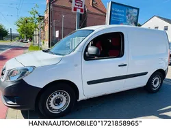 Weiß Gebraucht 2014 Mercedes Citan 108 Van / Kleinbus | 3.650 € (Superpreis)