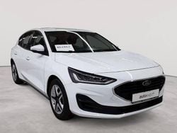 Frozen white Gebraucht 2022 Ford Focus Cool & Connect Limousine | 17.990 € (Guter Preis)