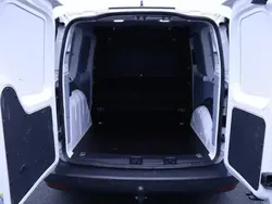 Candyweiß Gebraucht 2024 VW Caddy Comfortline Van / Kleinbus | 30.290 € (Superpreis)