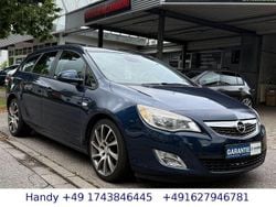 Blau Gebraucht 2011 Opel Astra Design Edition Kombi | 3.490 € (Guter Preis)