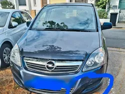 Blau Gebraucht 2011 Opel Zafira Van / Kleinbus | 1.900 € (Superpreis)