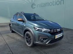 Grün Gebraucht 2024 Dacia Sandero Extreme Kleinwagen | 18.230 € (Fairer Preis)