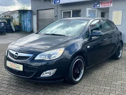 Schwarz Gebraucht 2012 Opel Astra Edition Limousine | 5.500 € (Fairer Preis)