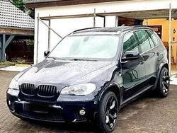 Schwarz Gebraucht 2012 BMW X5 SUV | 21.600 € (Etwas zu teuer)