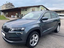 Seda quartz/quartz grey Gebraucht 2021 Skoda Karoq Ambition SUV | 14.700 €