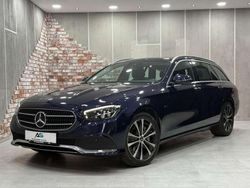 Cavansitblau Gebraucht 2021 Mercedes E300 Avantgarde Kombi | 29.490 € (Guter Preis)