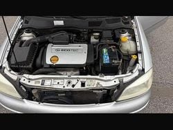 Silber Gebraucht 1999 Opel Astra Limousine | 1.300 € (Fairer Preis)