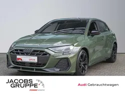 Distriktgruen Gebraucht 2025 Audi A3 Sportback S-Line Limousine | 43.980 € (Fairer Preis)