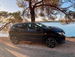 Schwarz Gebraucht 2014 Nissan Qashqai Tekna SUV | 14.999 € (Teuer)