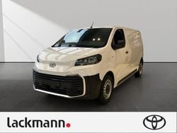 Weiss Gebraucht 2024 Toyota Proace Van / Kleinbus | 29.980 € (Guter Preis)