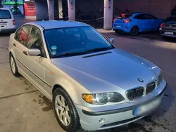 Silber Gebraucht 2002 BMW 318 Limousine | 2.600 € (Fairer Preis)