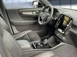 Grau Gebraucht 2021 Volvo XC40 R-Design SUV | 30.289 € (Superpreis)