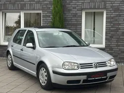 Silber Gebraucht 2000 VW Golf IV Comfortline Limousine | 3.399 € (Etwas zu teuer)