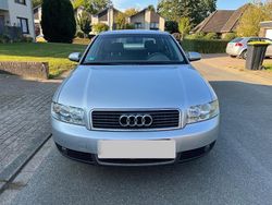 Silber Gebraucht 2001 Audi A4 Limousine | 4.400 € (Teuer)