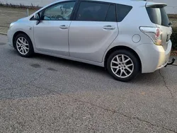 Silber Gebraucht 2009 Toyota Verso Executive Van / Kleinbus | 5.900 € (Fairer Preis)