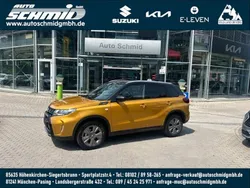 Solar yellow/ cosmic black pea Gebraucht 2025 Suzuki Vitara Comfort SUV | 24.490 € (Fairer Preis)