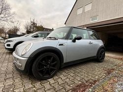 Grau Gebraucht 2002 Mini Cooper Kleinwagen | 2.900 € (Superpreis)