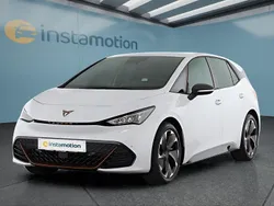 Weiß Gebraucht 2024 Cupra Born Kleinwagen | 32.199 € (Guter Preis)